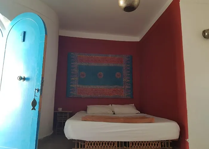 Habiba Nuweiba`
